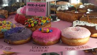 What to do in Portland? Check out Voodoo Doughnut and FoFo's Special Foods!