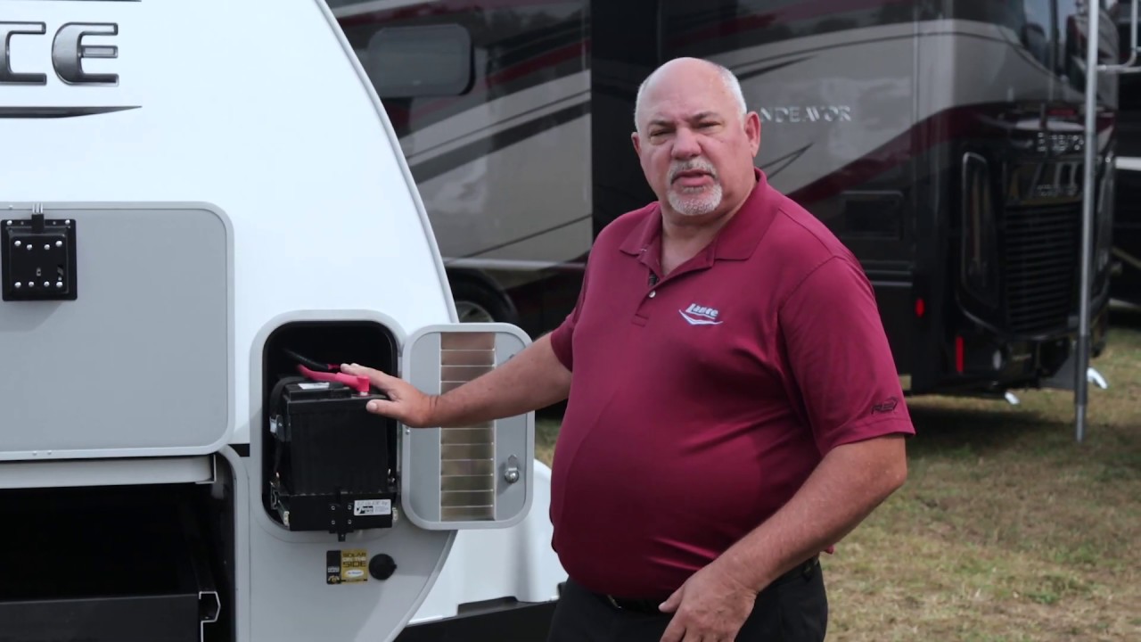 Walk Through of Award-Winning Lance 2075 Travel Trailer