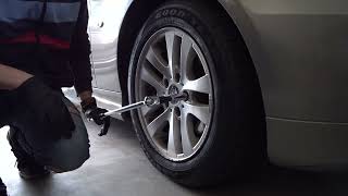 BMW Wheel bolts problems | Tire shop messed this up.