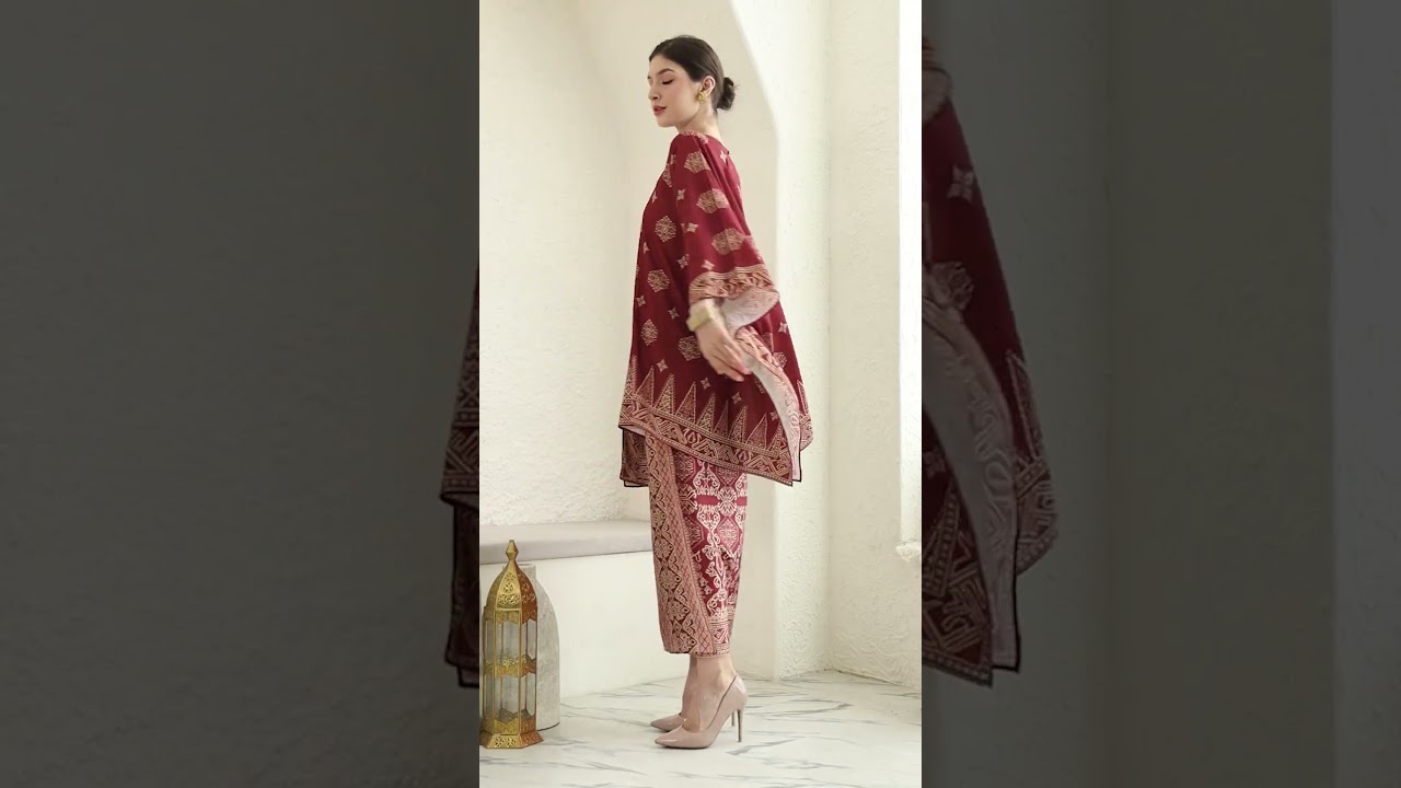 Red Gold R-neck Bali Sarong Set