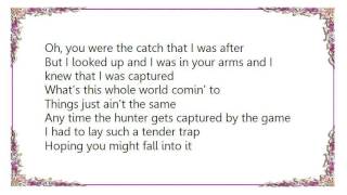 Ella Fitzgerald - The Hunter Gets Captured by the Game Lyrics