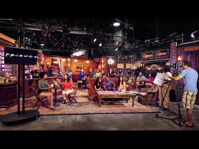 Timelapse of Building the Friends Set | Stage 48: Script to Screen | Warner Bros. Studio Tour class=