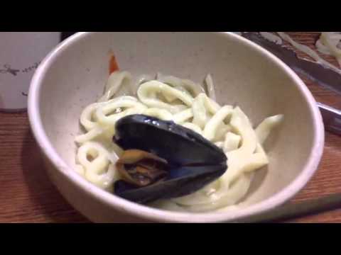 해물칼국수 Seafood Soup