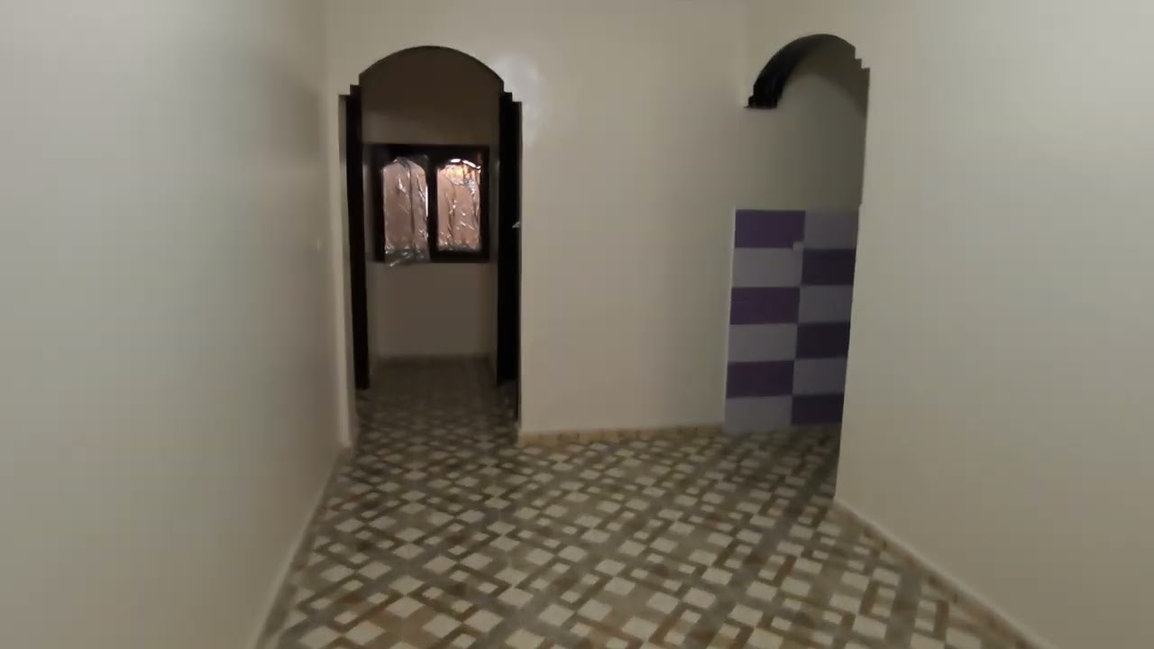 دار للبيع في حي 25 مارس 121 متر 0666576300 وكالة الغنضور للعقارات 