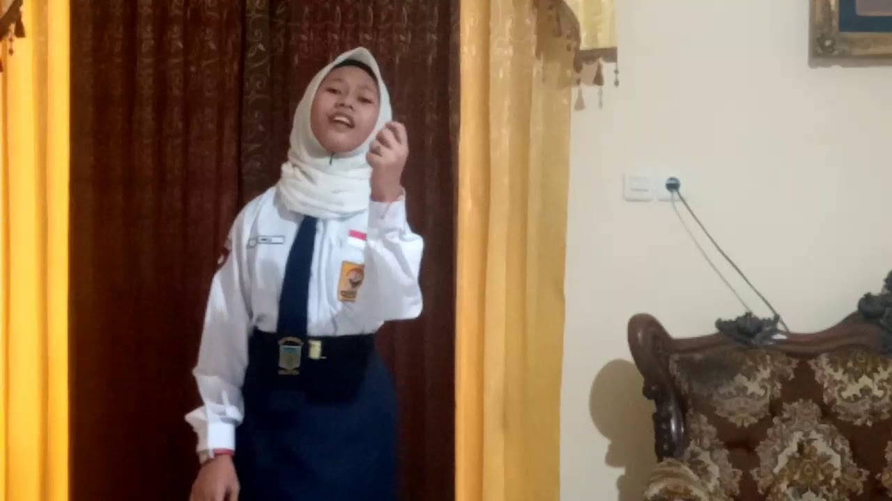 Ria Amelia-SMP Negeri 4 Salatiga-Menyanyi Solo 6-13th-Ibu, Sakha-Osebi2021