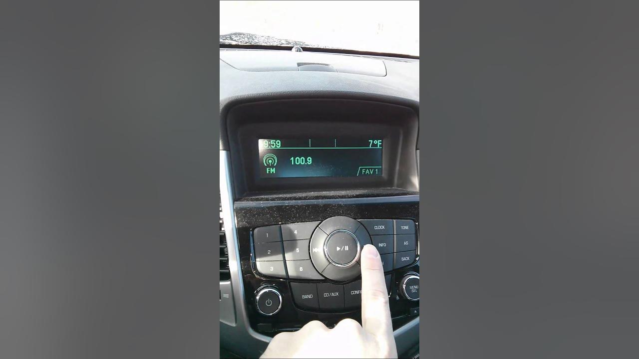 Chevy cruze 2012 radio not working in cold weather YouTube
