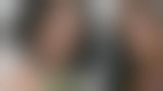 Lesbian Kissing #005 Threesome