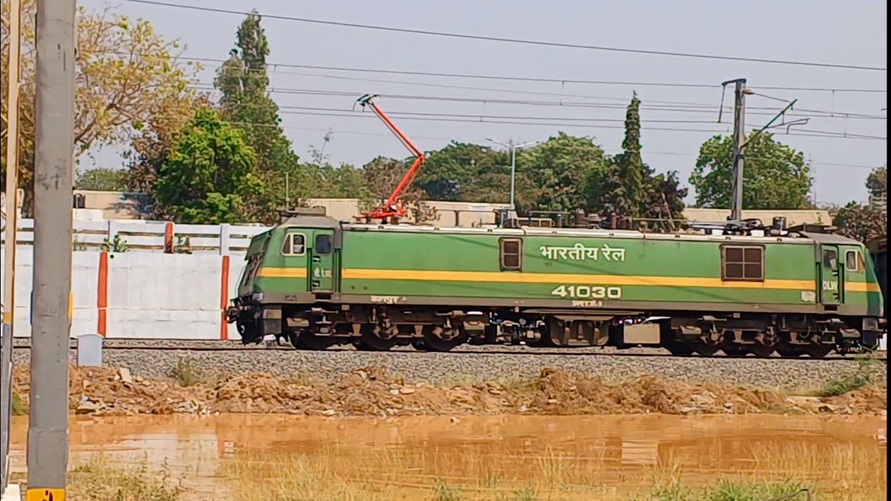 Fastest Freight Train In WDFC With High Rise Pantograph | 100 Kmph ...