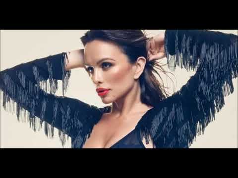 Severina Feat Ministarke Uno Momento