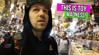 A VINTAGE TOY GRAVEYARD! Toy Hunting Madness - EDDIE GOES OHIO EP.4