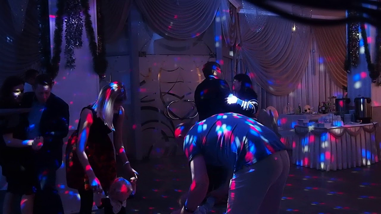 Вячеслав Меркулов-БЕРЛИН-Музыкант-Певец-ДиДжей- Исполнил песню-АХ КАКАЯ ...