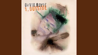 Video voorbeeld van "David Bowie - Leon Take Us Outside"