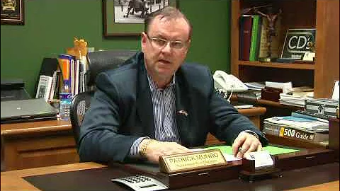 What Transactions Do Banks Report to IRS?