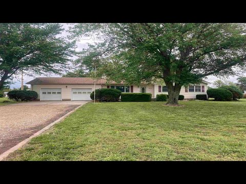 3418 Meadowlark Ln, Winfield, KS home video tour
