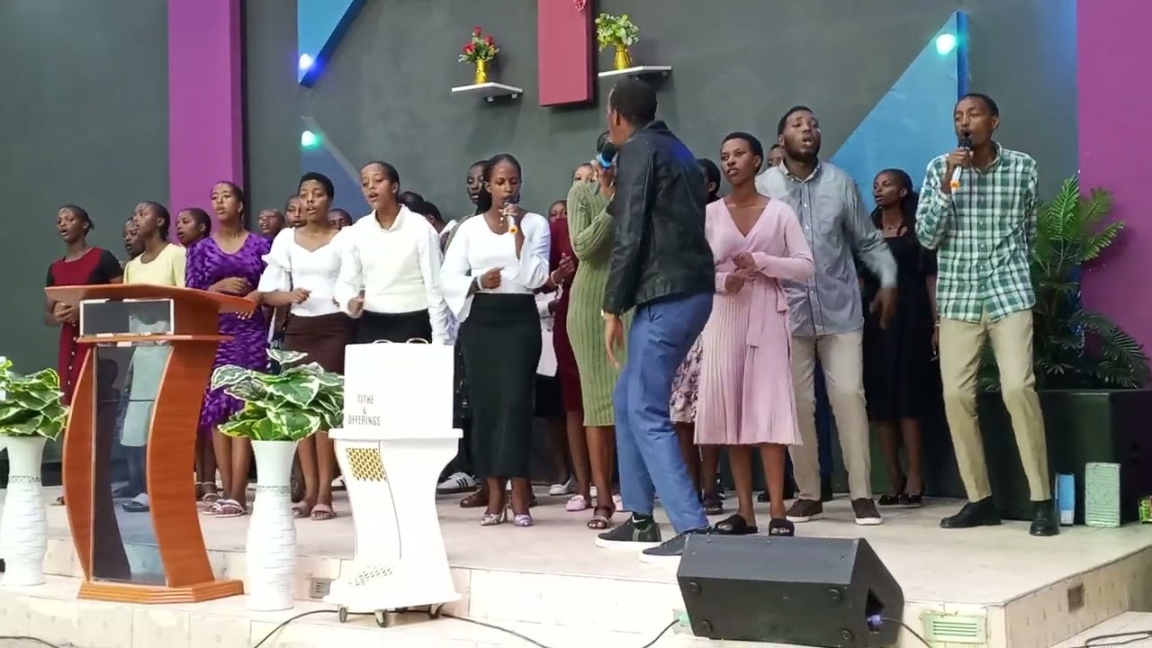 UMVA UKUNTU YESU ARIMWIZA HAMWE NA ANGEL VOICE 🔥🔥 🔥🔥🔥.