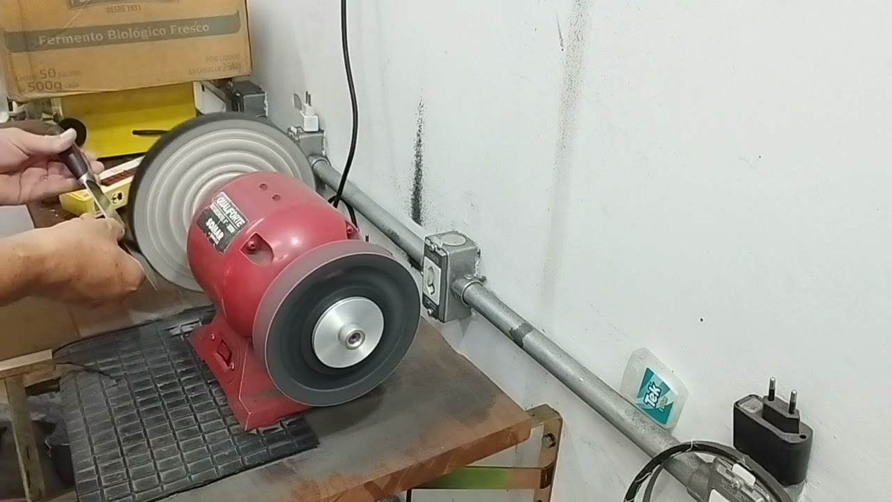 afiação de faca simples na roda expansiva
