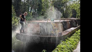 Pressure Washing Our 100 Year Old Barge  Revealing Her True Colours Episode 5