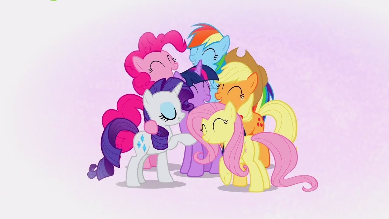 Hugs in Season 7 of My Little Pony: Friendship is Magic - YouTube