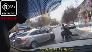 Авто приколы на дорогах. Автомобильные приколы с девушками за рулем, дтп, пешеходами и т.д. Авто приколы на дорогах. Автомобильные приколы с девушками за рулем, дтп, пешеходами и т.д.