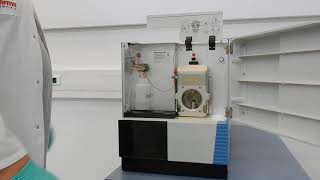 Disconnecting the inlet capillary on the ISQ EC Mass Spectrometer