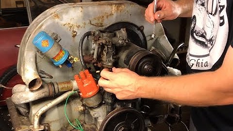Volkswagen restoration - 1600 engine rebuild - VW Engine disassembly - Part (2)