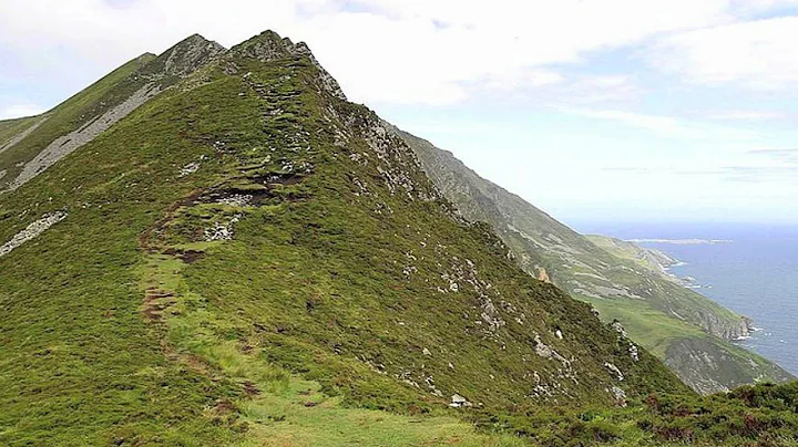 Uncover the Timeless Beauty of 'Carrick Fergus' - A Captivating Irish Folk Ballad