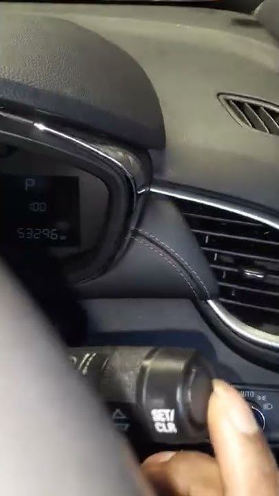 holden-trax-service-reset-2018-youtube
