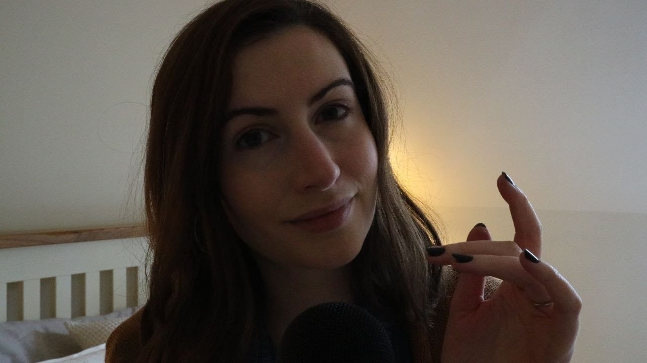 RESPONDENDO PERGUNTAS - ASMR - SUSSURROS | SOLANGE PRATA