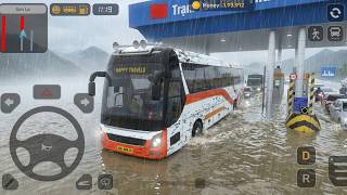 Coach Bus Simulator Vietnam - Picking Up Passengers as Intense Rain Turn the Roads Into a Flood Zone screenshot 2