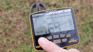 I Found So Much Metal Detecting In My Backyard! (Ace Apex)