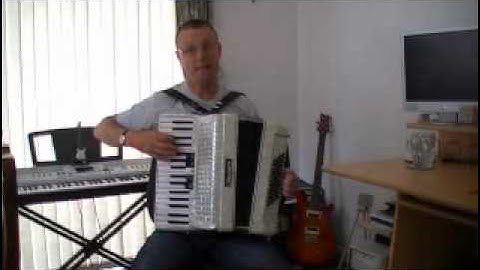 Beginners Accordion Lesson 4 pt 1. Second Tune With Treble