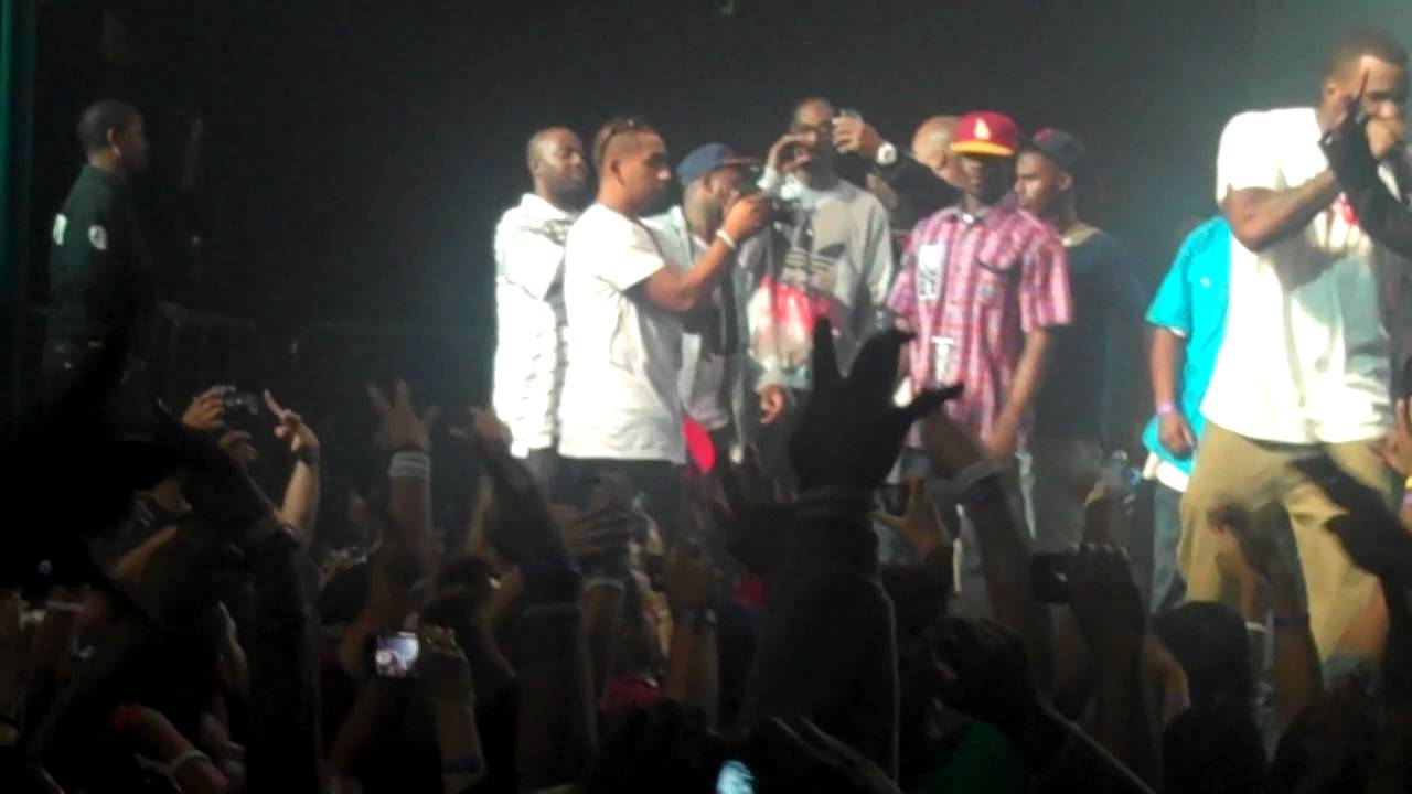 Kendrick Lamar gets King Of West Coast Torch passed to him - YouTube