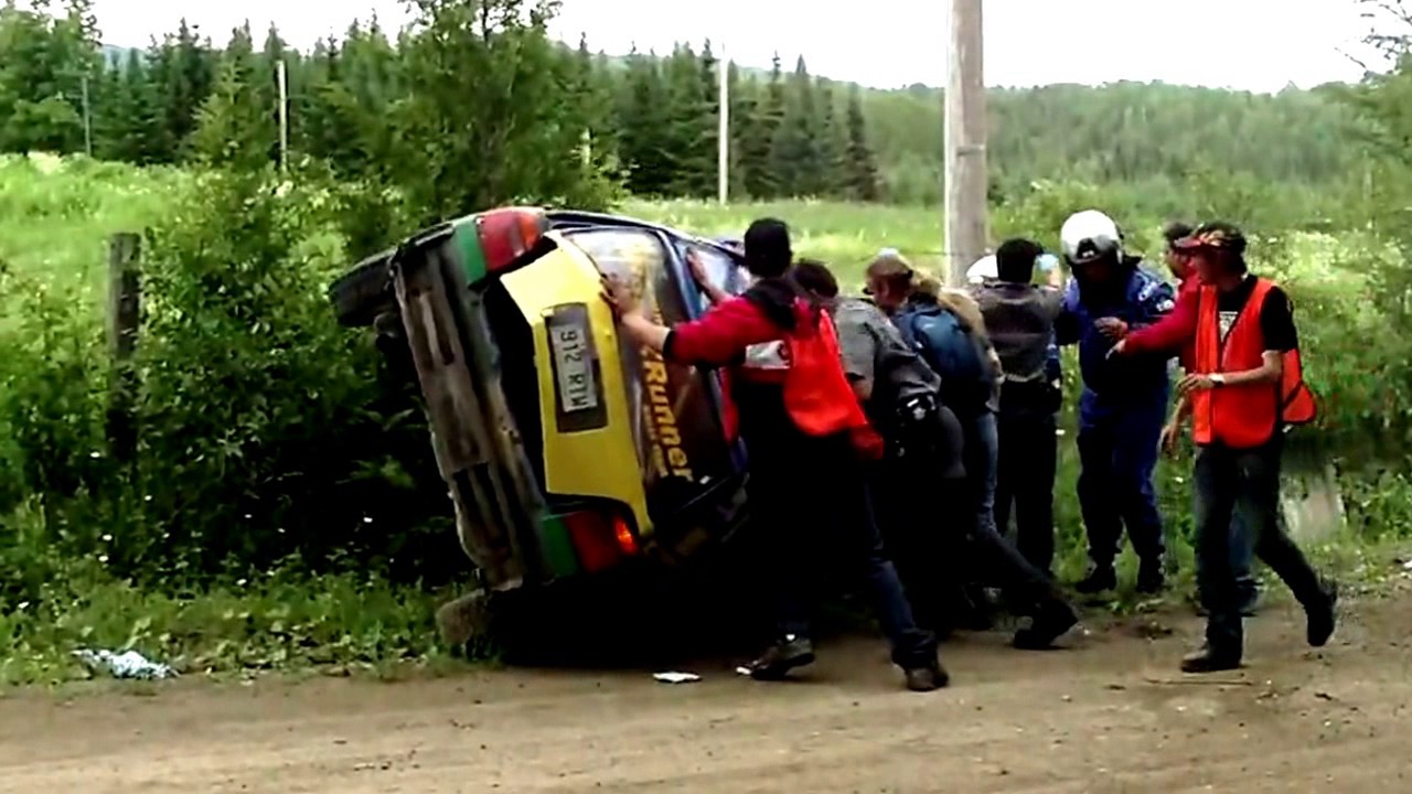 Terbaru Kecelakaan Mobil Rally Paling Parah Saksikanlah YouTube