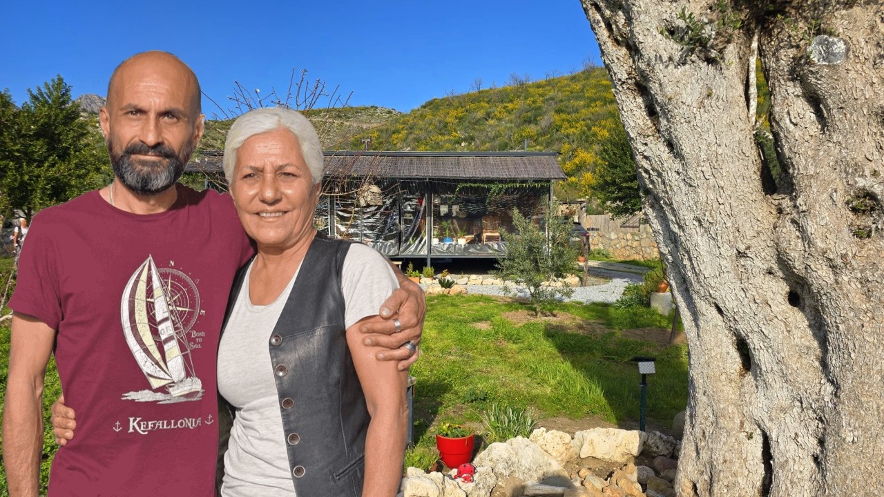 Yürüyüş yaparken bulduğu arazide çocuklarıyla HERŞEYE SIFIRDAN BAŞLADI! (Muğla Çökertme Köyü)