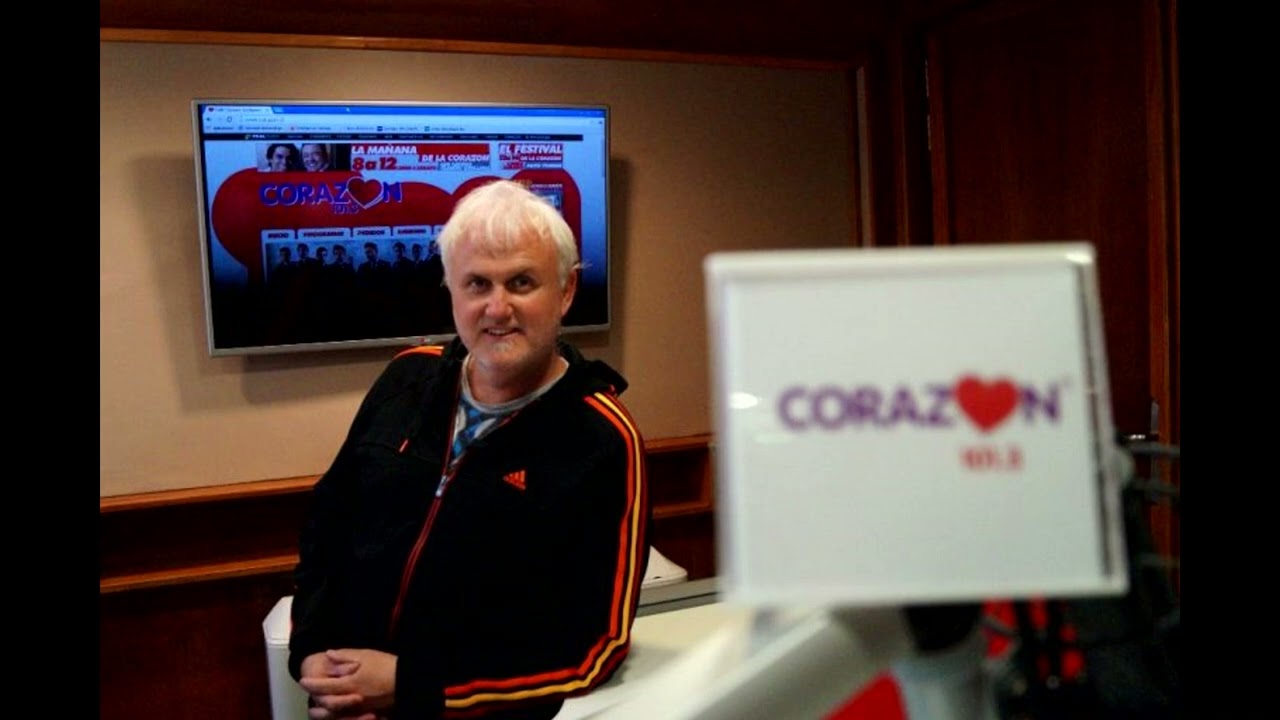 Chileno Va A Una Discoteca Mexicana Y Apaga Tele (Llamado De Oro) - Rumpy El Chacotero Sentimental