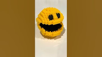 PAC-MAN Stop Motion Pixel Bricks Build