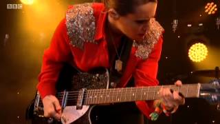 Anna Calvi - Feedback Fuckery chords