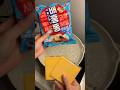 Mì Nongshim trộn với mì Samyang với phô mai Nongshim noodles mixed with Samyang noodles with cheese