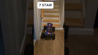RC Car Jumps off ROOF!! #rc #traxxas #xmaxx
