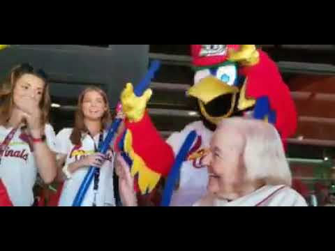 Cardinals mascot Fredbird brings message of making positive