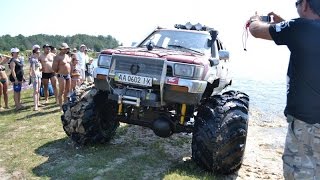 Офф роад Некогда скучать покатуха 4х4 джип экстрим оффроад off-road 4x4 грязь болото(Тойота 4раннер/сурф 4runner Surf на колесах Я170 арки на мостах газ-66 оффроад off-road 4x4 Некогда скучать покатуха 4х4..., 2013-08-25T16:47:23.000Z)