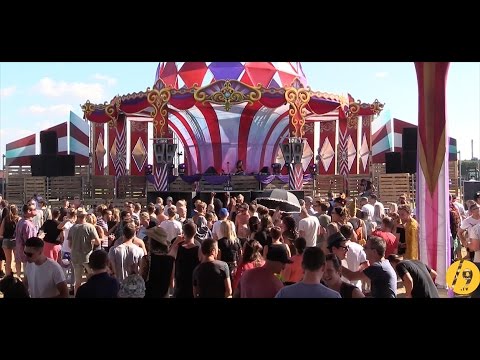 FRANCESCA LOMBARDO ● CIRQUE MAGIQUE 2016 /SLASH9.TV