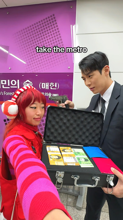 playing ddakji with Squid Game recruiter 😅