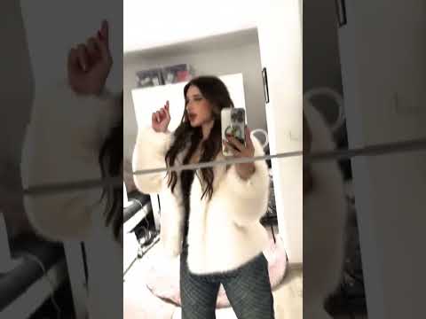 Saudi حزين الوقت Rap Shar3 Djmubarak Short Short Katrishaa