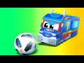 Vrachtwagencartoons voor kinderen - De auto's spelen VOETBAL - Supertruck in Autostad