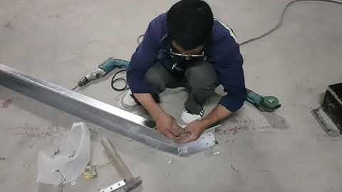 cắt z máng điện