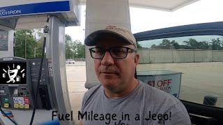 How do 4.88 axle gears and 35' tires affect fuel economy in a Jeep Wrangler?