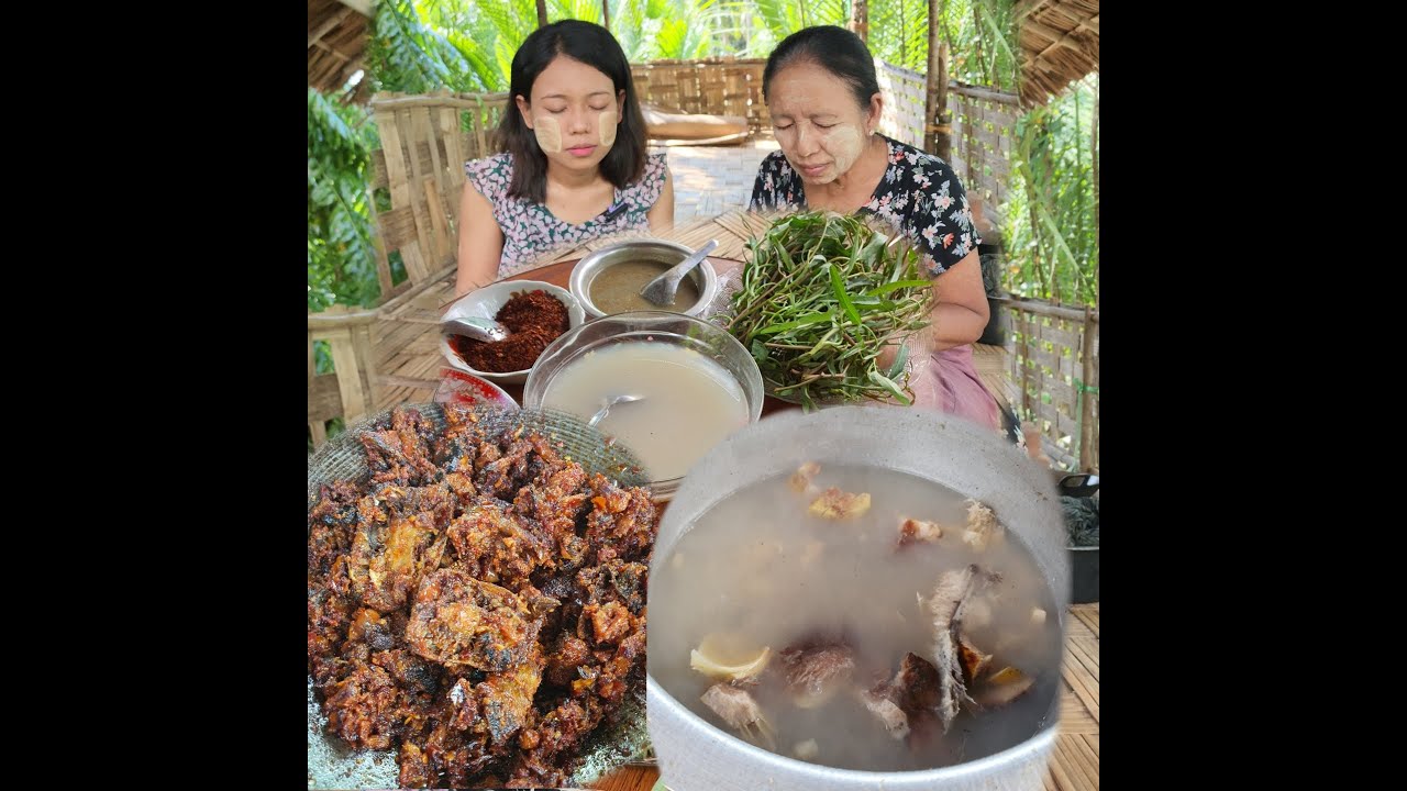 Eating so yummy fish curry with my Queen😋