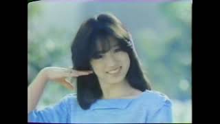 中森明菜 花王エッセンシャル ポスター 中森明菜 花王エッセンシャル ポスター 中森明菜