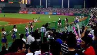 20130327 兄弟 vs 義大 犀睛女孩三局換場表演